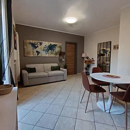 Center Village בלאג'יו